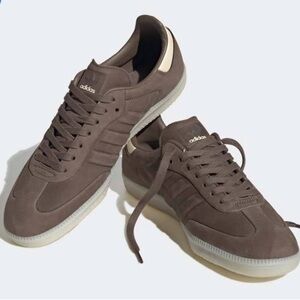 Adidas Samba in Earth Strara